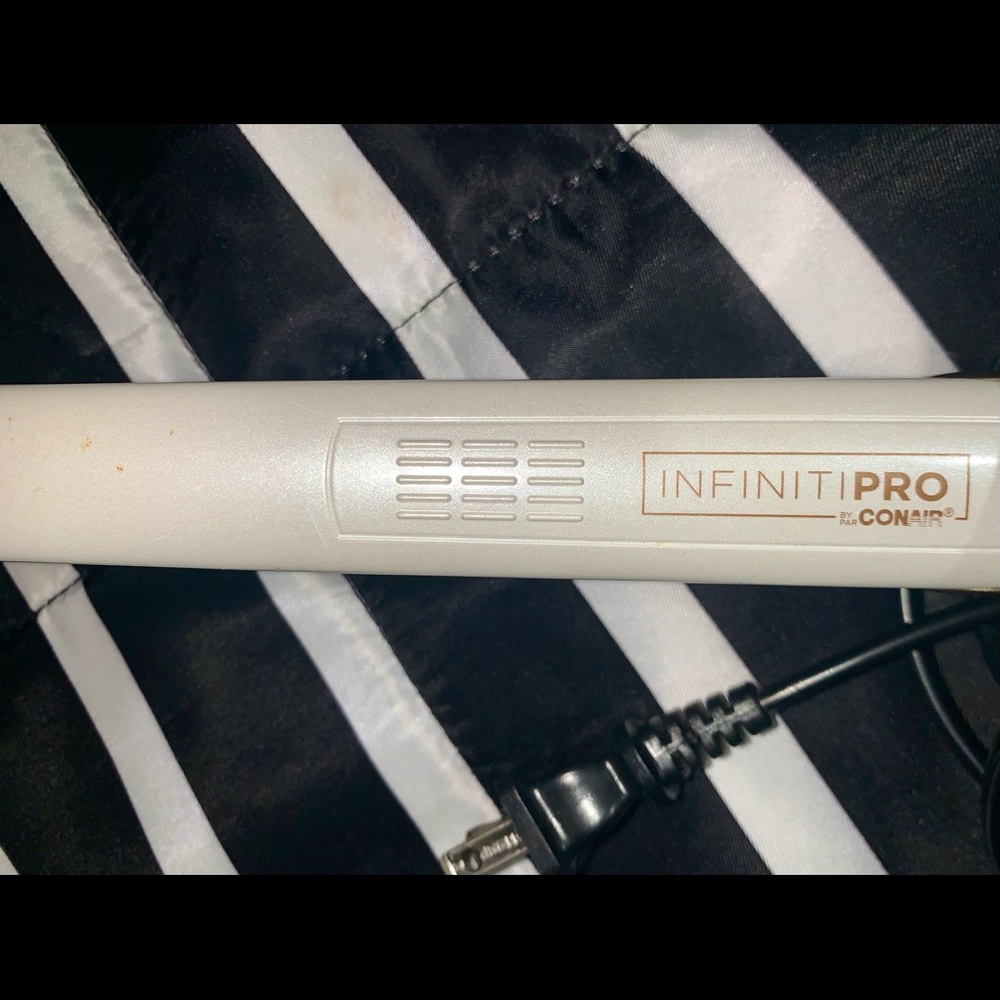 INFINITI PRO COMPACT CERAMIC STYLER - Picture 4 of 5